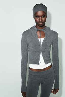 CROPPED SEAMLESS SWEATSHIRT - Zara фото 10