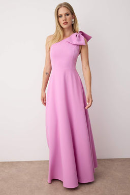 TRENDYOLMILLA Siyah A-Kesim Dokuma S?k Abiye & Mezuniyet Elbise TPRSS24AE00163