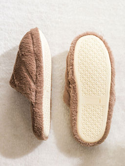 Nak??l? Pel?? K?z ?ocuk Ev Terli?i