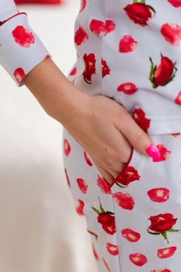 Костюм женский из жакета и шорт из кулирки Рейчел серый, красный - Амадэль фото 2