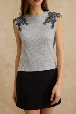 Gri melanj Fitted/Vucuda Oturan Kolsuz Aksesuar Detayl? Fitilli Esnek Orme Bluz TWOSS26BZ00105