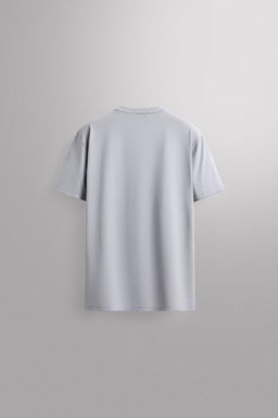 CAMISETA T?CNICA B?SICA / Azul claro