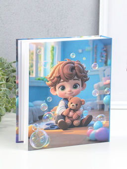 Фотоальбом на 80 фото 10х15 см "Мальчик с мишкой и пузырьки" в коробке 5х19х22,8 см
