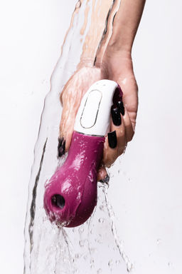 Вакуум-волновой бесконтактный стимулятор клитора Satisfyer Lucky Libra, силикон, красный, 15,7 см  фото 16