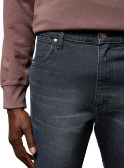 Джинсы мужские