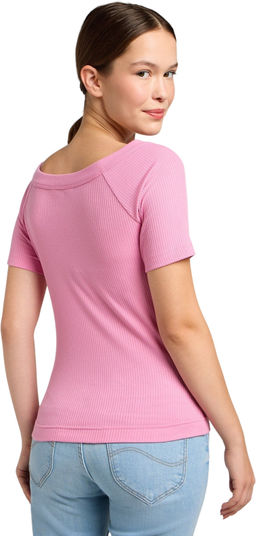 Футболка женская