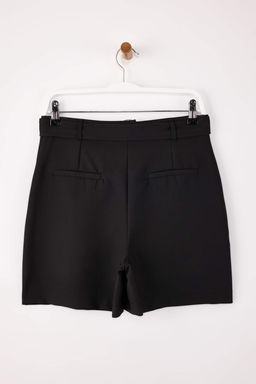 Siyah Kemerli K?sa Kumas Sort & Bermuda TWOSS26SR00008