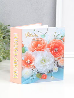 Фотоальбом на 40 фото 10×15 см «Букет с хризантемами», в коробке, 4.5×14×17 см