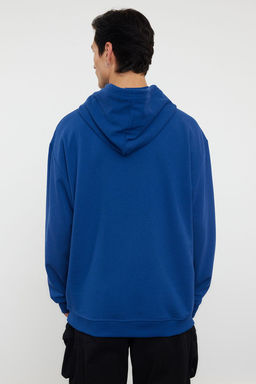 Lacivert Oversize/Genis Kesim Kapusonlu Ici Polar/S?cak Tutan Sweatshirt TMNAW23SW00195