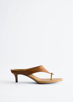 Zapatos de piel con tac?n "kitten heel"