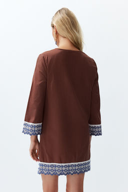 KahverengI Mini Dokuma Serit Aksesuarl? %100 Pamuklu Plaj Elbisesi TBESS24EL00094