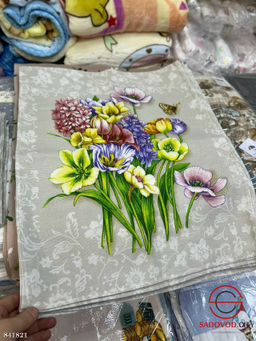 Льняное полотенце с рисунком