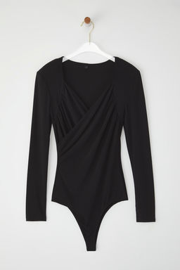 Siyah Vatkal? Drape Detayl? Fitted/Vucuda Oturan Esnek C?tc?tl? Orme Body TWOAW22BD0156