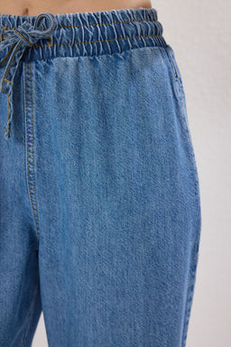 Mavi More Sustainable Beli Lastikli Normal Bel Wide Leg Jeans TWOSS25JE00224 - Trendyolmilla фото 4