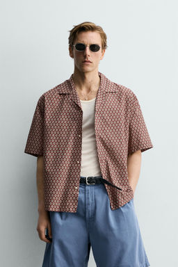 CAMISA RELAXED FIT ESTAMPADO GEOM?TRICO / Teja