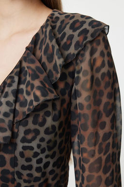 Trendyolmilla Limited Edition Kahverengi Etegi Volanl? Leoparl? Mini Sifon Dokuma Elbise TWOAW25EL00286 фото 6