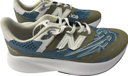 Кроссовки взрослые