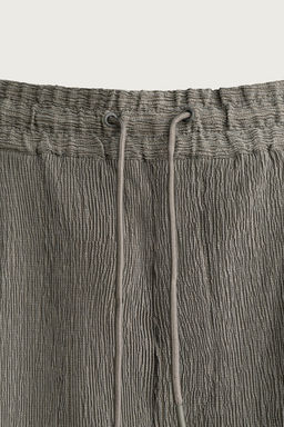 BERMUDA RELAXED FIT RELIEVE / Khaki claro - Zara фото 5
