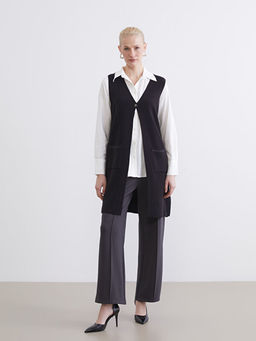 V Yaka Nak??l? Kad?n Triko Yelek