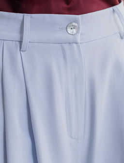 Брюки палаццо с защипами из плотного лиоцелла