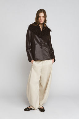 LEATHER JACKET WITH SHEEPSKIN COLLAR ZW COLLECTION LIMITED EDITION - Zara фото 2