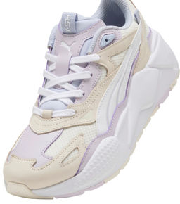 Кроссовки женские