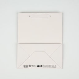 Цена за 2 шт. Пакет ламинированный, тиснение, «С днём рождения», MS 18×23×10 см