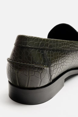 CROCODILE EMBOSSED LOAFER - Zara фото 5