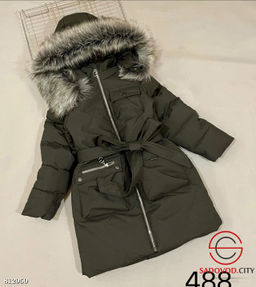 Пальто для девочки с карманами