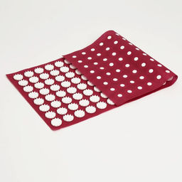 Аппликатор «Кузнецова», 144 колючки, спанбонд, 26×56 см, красный.