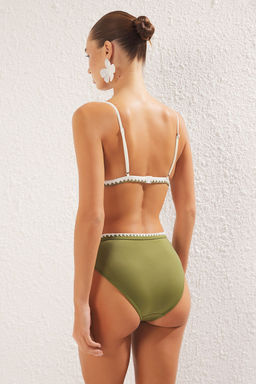 TRENDYOLMILLA Siyah-Beyaz Ucgen Nak?sl? Yuksek Bel Regular Bikini Tak?m? TBESS24BT00127 фото 25