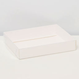 Цена за 5 шт. Коробочка сборная с прозрачной крышкой 16×13×3 см, белая
