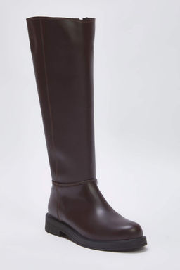 Trendyolmilla Shoes Siyah Fermuarl? K?sa Duz Topuklu Kad?n Cizme TAKAW25CZ00000 фото 2