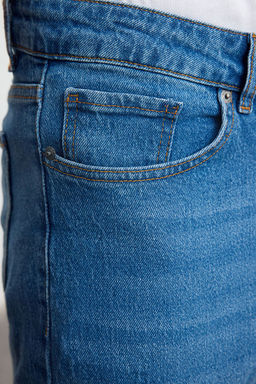 TRENDYOL MAN Erkek Orta Mavi Comfort Kumas Essential Fit Denim Kot Pantolon Jeans TMNAW25JE00008 - Trendyolmilla фото 3