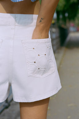SHORTS Z1975 BORDADOS PERFORADOS TIRO MEDIO / crudo-blanco - Zara фото 4