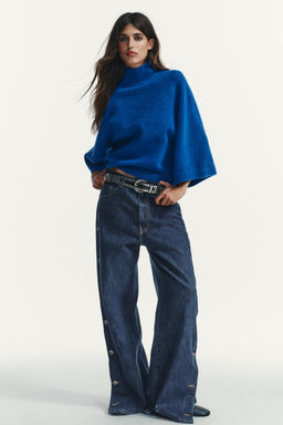 KNIT JUMPER WITH WIDE SLEEVES
