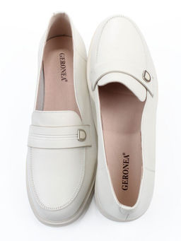 03-DEB2-3 MILK Лоферы женские (натуральная кожа)