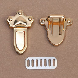 Застёжка для сумки, 3,2 × 4,6 см, цвет золотой