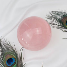 Шар из мадагаскарского Розового кварца