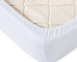 Трикотажная простынь на резинке