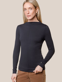 Джемпер с цельнокроеным воротом из премиального хлопка