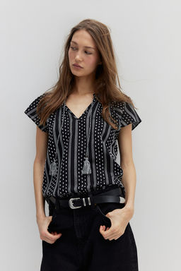 Blusa de algodon con cordon de ajuste