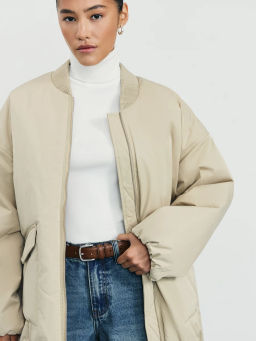 Куртка-бомбер утепленная / Zarina