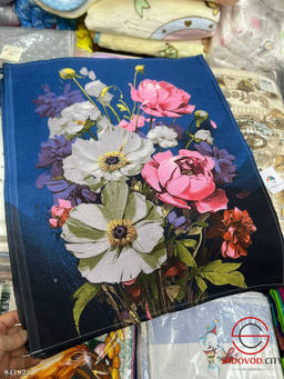 Льняное полотенце с рисунком