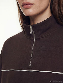 Dik Yaka Oversize Kad?n Sweatshirt