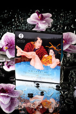 Порошок для принятия ванны Shunga серии LOVEBATH Океанское искушение, голубой, 650 гр