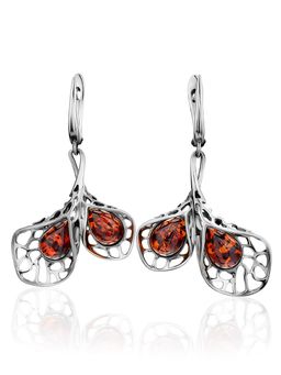Необычные серьги из серебра и янтаря вишнёвого цвета Венера