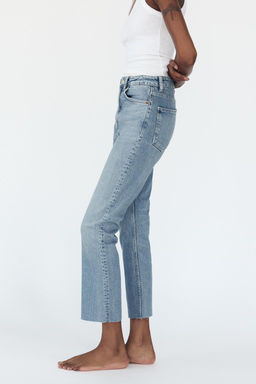 HIGH-RISE STOVE PIPE TRF JEANS - Zara фото 3