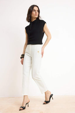 Siyah Premium Arka Beli Lastikli Havuc Dugme Detayl? Kumas Pantolon TWOSS26PL00025 - Trendyolmilla фото 7