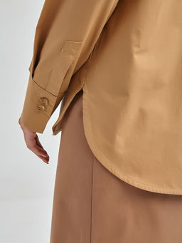 Платье с длинным рукавом